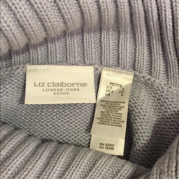 Liz Claiborne button up turtleneck sweater, size SP, - Picture 3 of 4